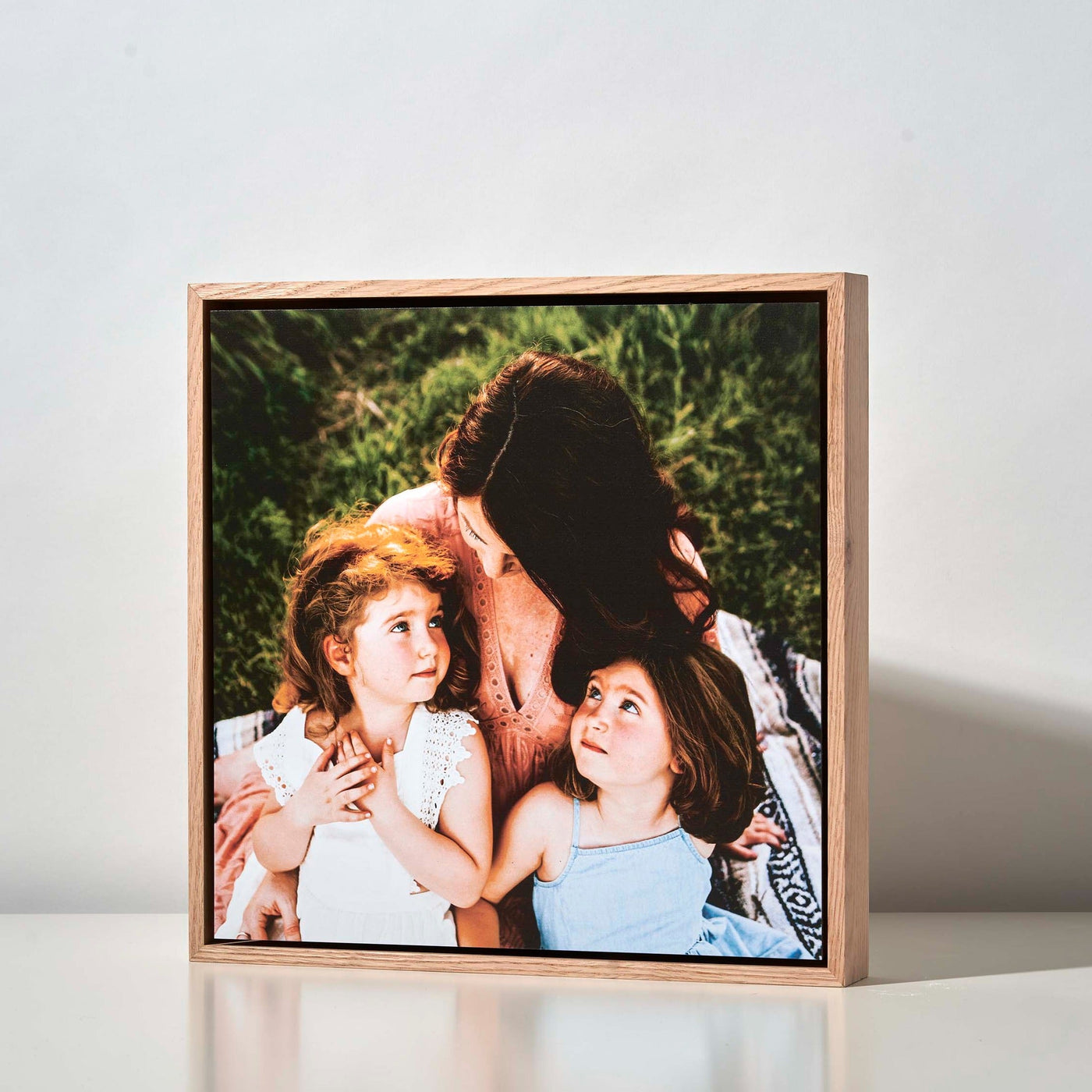 Floating Frame Square